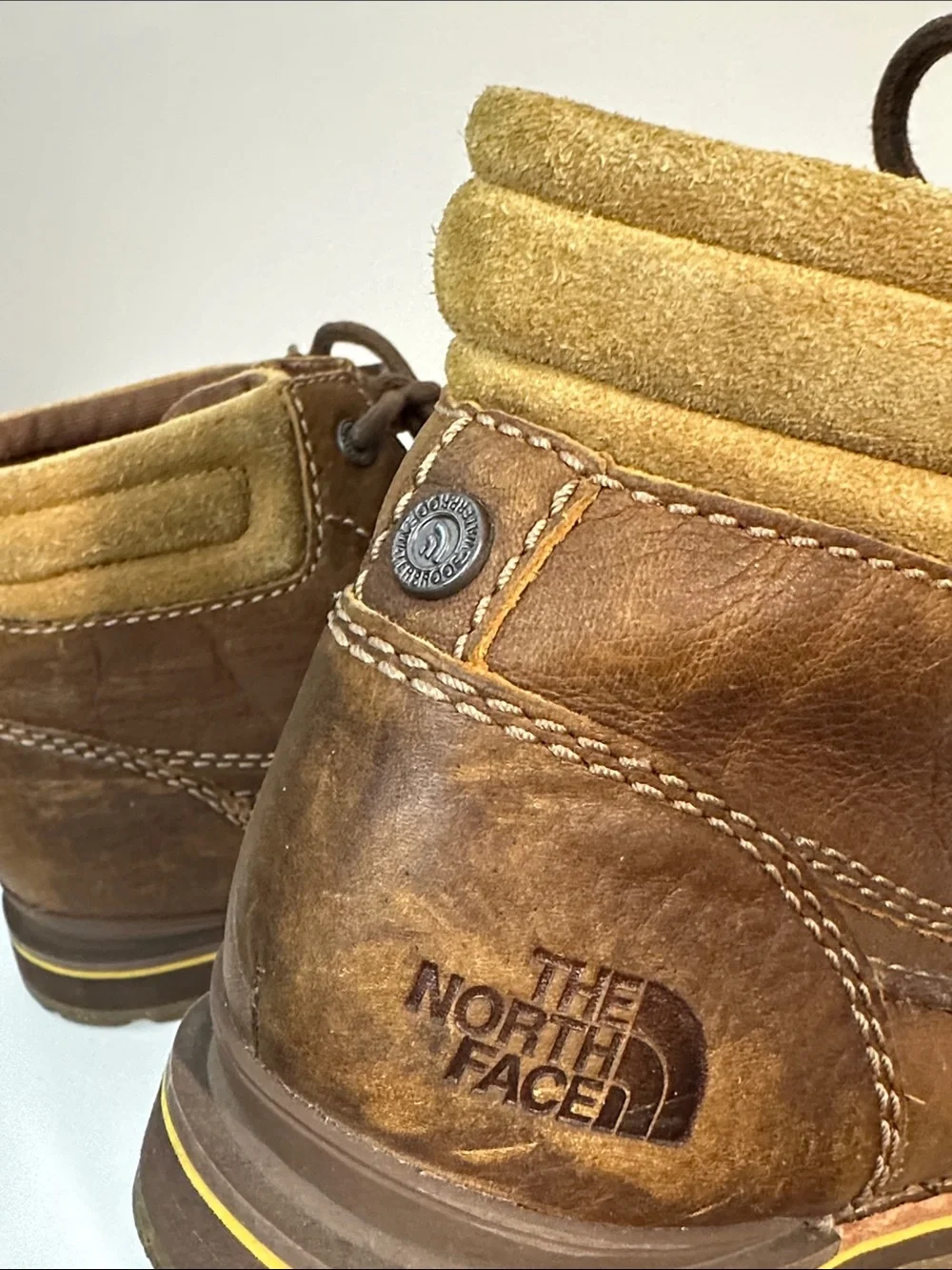 North Face Mens Brown Bridgetown Chukka Boots Size 8.5 Gorpcore Hiking Outdoor